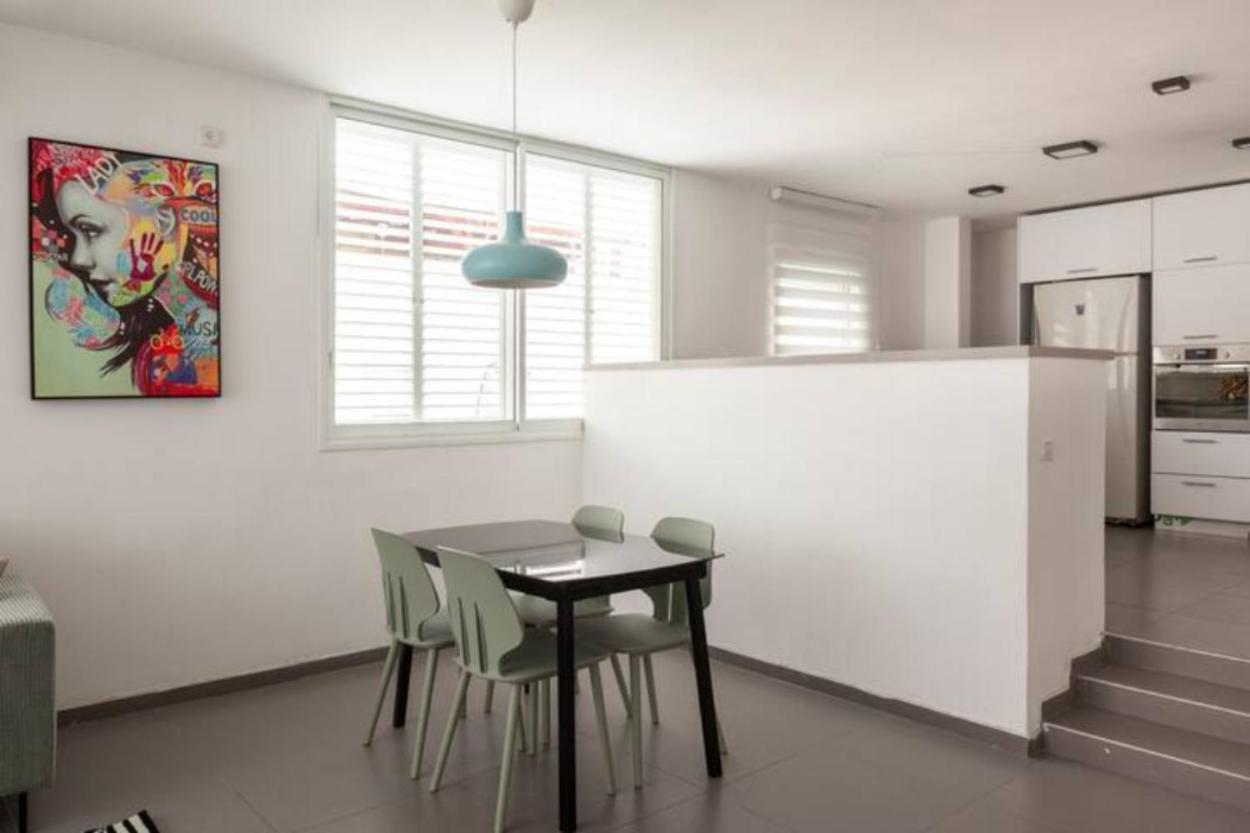 Oַ&O Group-Amazing Apt Bat-Yam 3 Min Walk To Beach بات يام المظهر الخارجي الصورة
